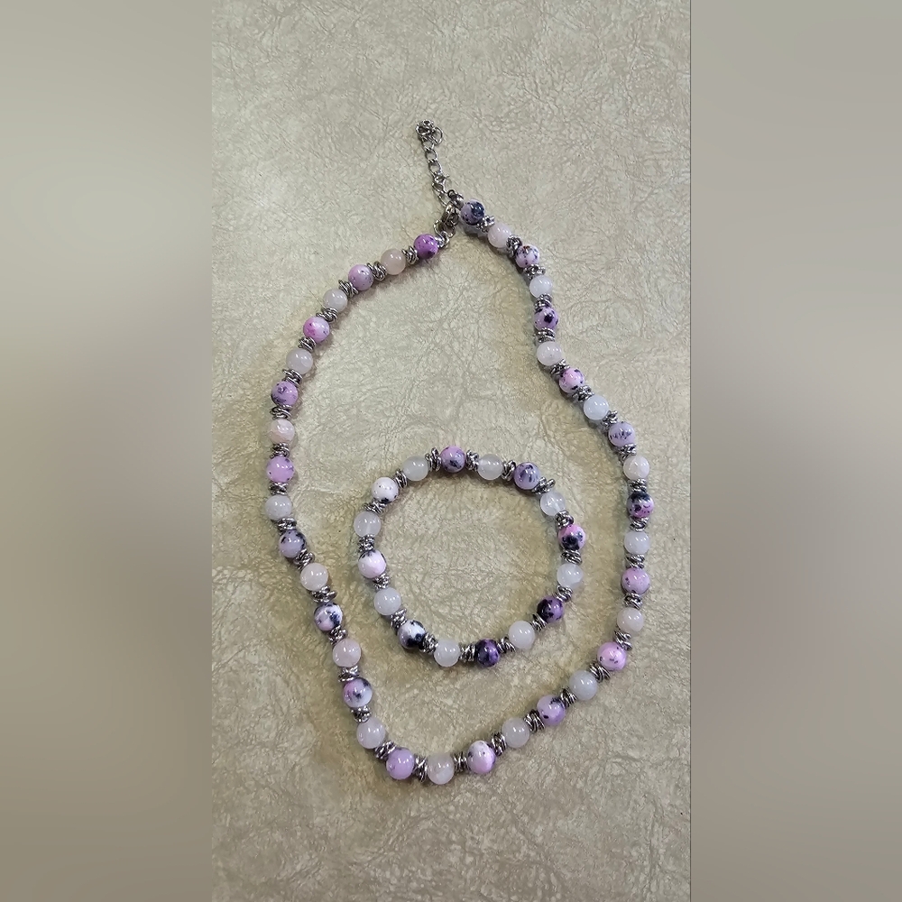 Elegant Purple Beaded Necklace and Bracelet Set